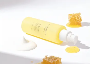 A Daily Ritual for Silky Skin with Honey and Milk