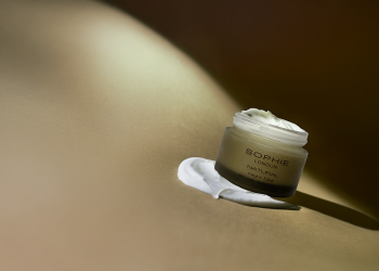 The Secret of Timeless Beauty with Anti-Aging Cream, Face Moisturiser and Face Cleanser