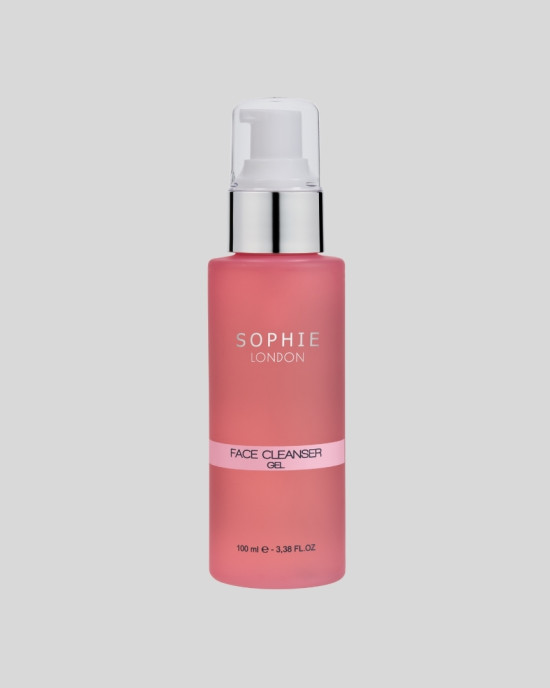 Sophie Exclusive - The Everyday Essentials - 3-Piece Face Cleansing and Hair Care Set